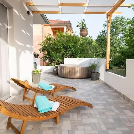 Вилла Kuca Za Odmor Lyra *